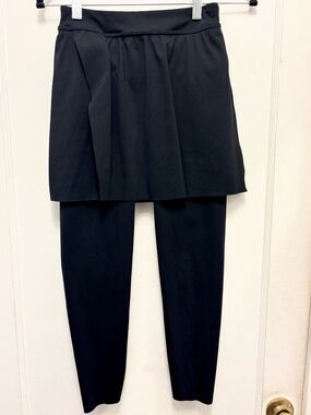 SPANX Black Booty Boost Skirted Leggings Size Small Color Black